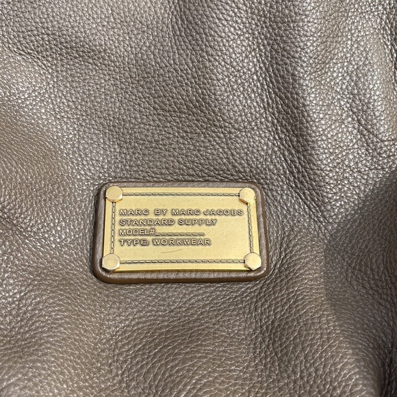 MARC JACOBS PURSE - Picture 2 of 10